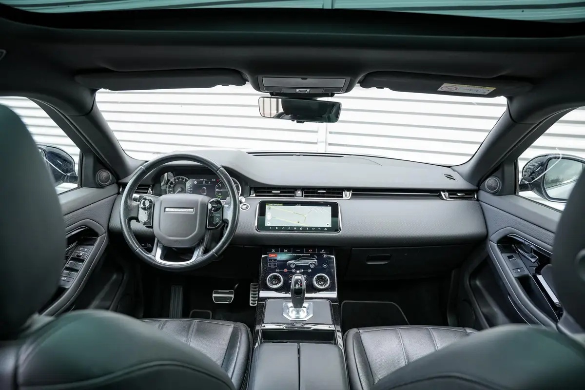 Land Rover Range Rover Evoque P300e: foto 2