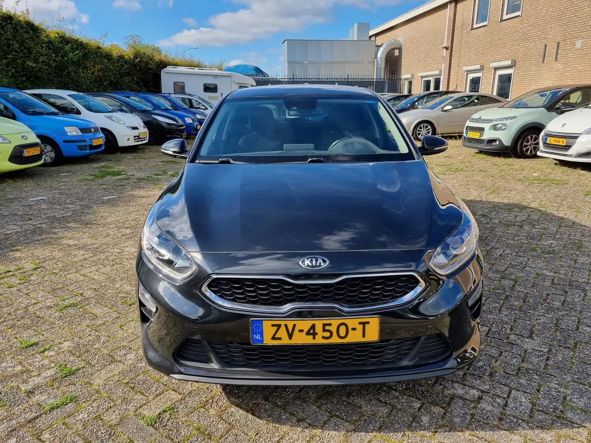Kia Ceed 1.0 T-GDi DynamicLine: foto 2