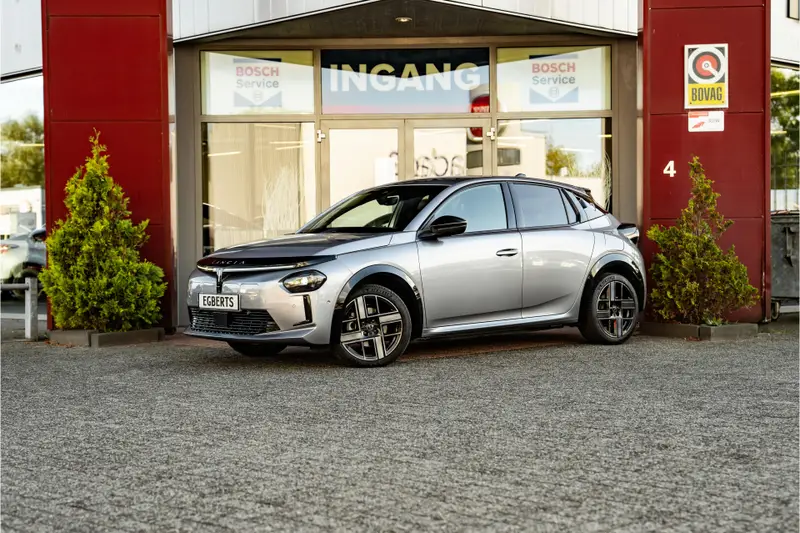 Lancia Ypsilon LX 51 kWh 2024 leasen bij DreamLease: foto 1