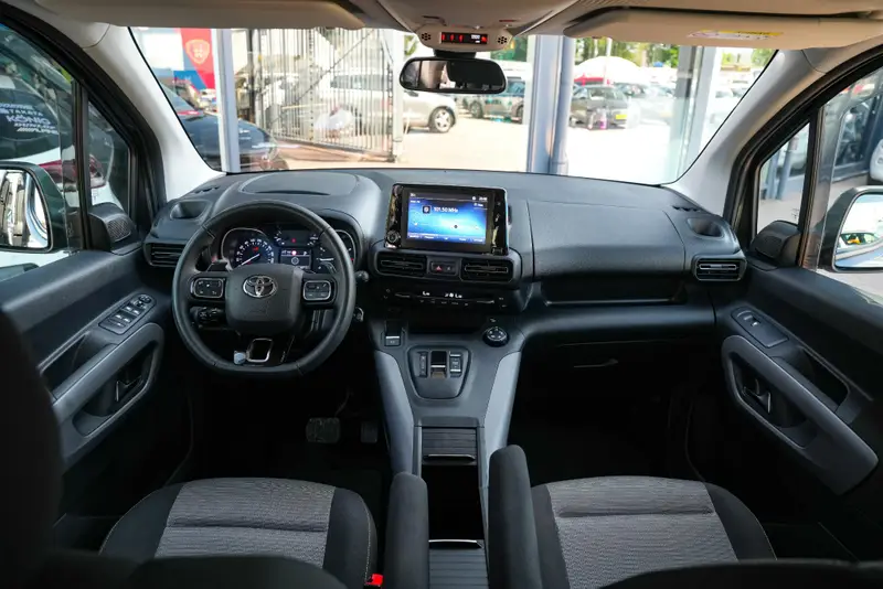 Toyota ProAce CITY 2024 leasen bij DreamLease: foto 2
