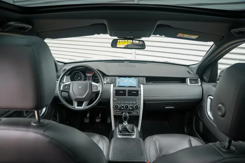 Land Rover Discovery Sport 2.0 eD4 SE 2017 leasen bij DreamLease: foto 2