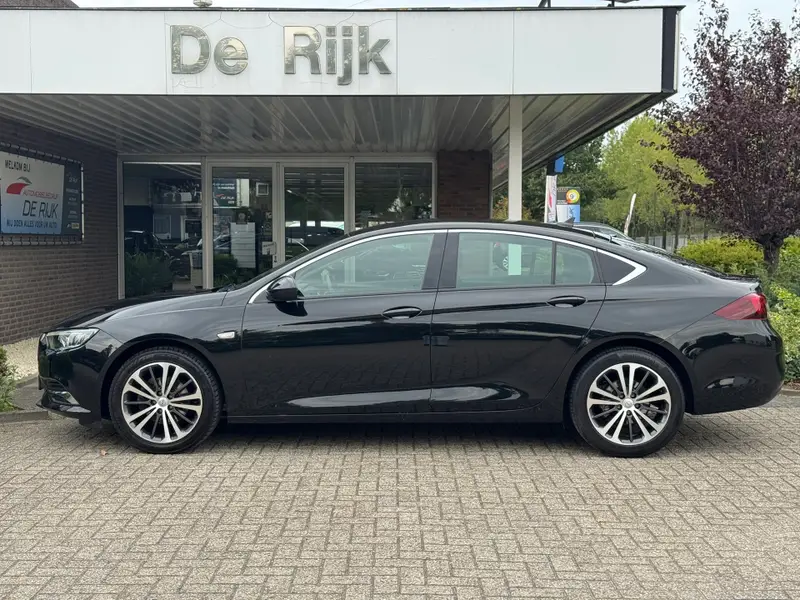 Opel Insignia Grand Sport 1.5 Turbo Business Executive | Leder, Navi, Stoel+Stuurverw., Climate, Cruise, Trekhaak wegkl. | NAP | 2019 leasen bij DreamLease: foto 2