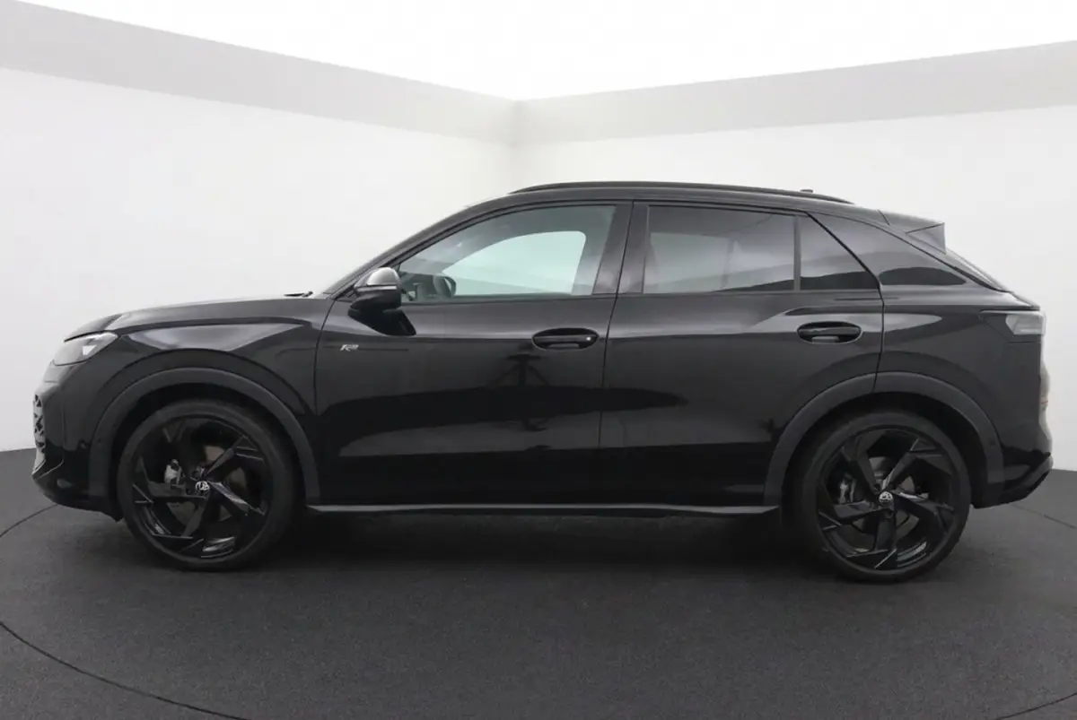 Volkswagen T-Roc 1.5 eTSI R-Line Black Style 150PK | Pano | IQ Lights | Trekhaak | 20" | Winterpakket: foto 2