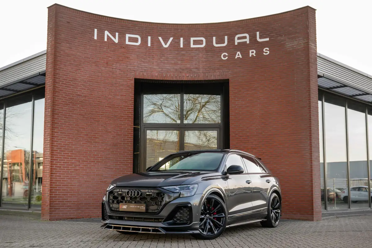 Audi Q8 60 TFSI e quattro S Competition B&O Advanced: foto 2