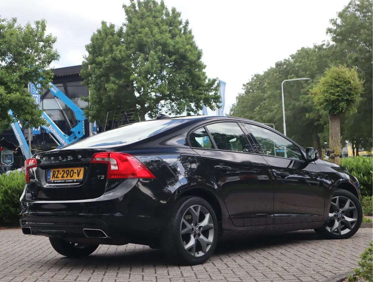 Volvo S60 2.0 T3 Nordic+: foto 2