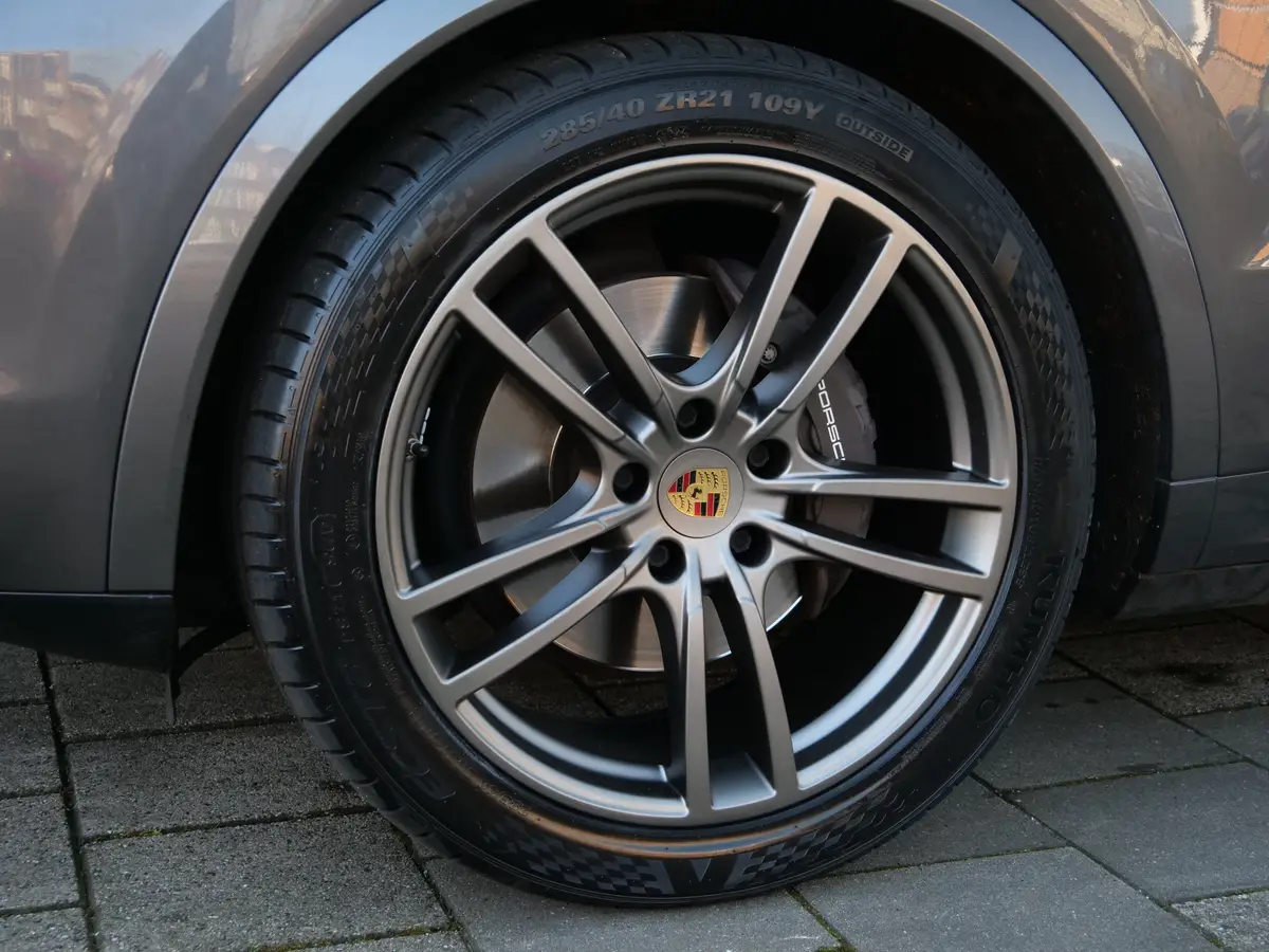 Porsche Cayenne 3.0 E-Hybrid 462 Pk Automaat: foto 2