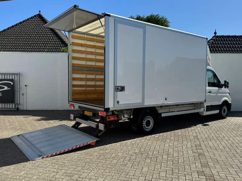 Volkswagen Crafter 35 2.0 TDI L4 Bakwagen+laadklep Cruise Airconditioning Media player Bluetooth All season banden 2024 leasen bij DreamLease: foto 2