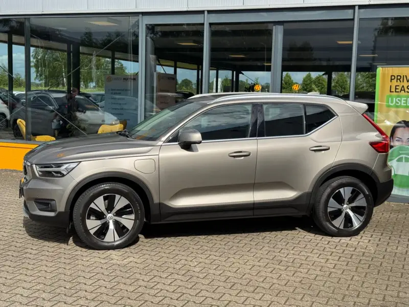 Volvo XC40 1.5 T5 Recharge Inscription - navi - camera - elec achterklep 2021 leasen bij DreamLease: foto 2