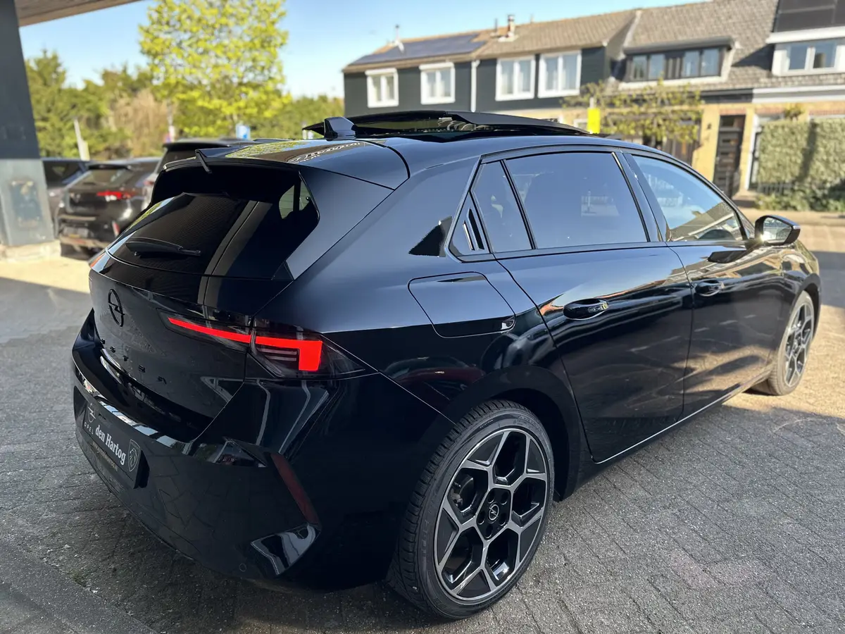 Opel Astra 1.2 Turbo Ultimate: foto 2