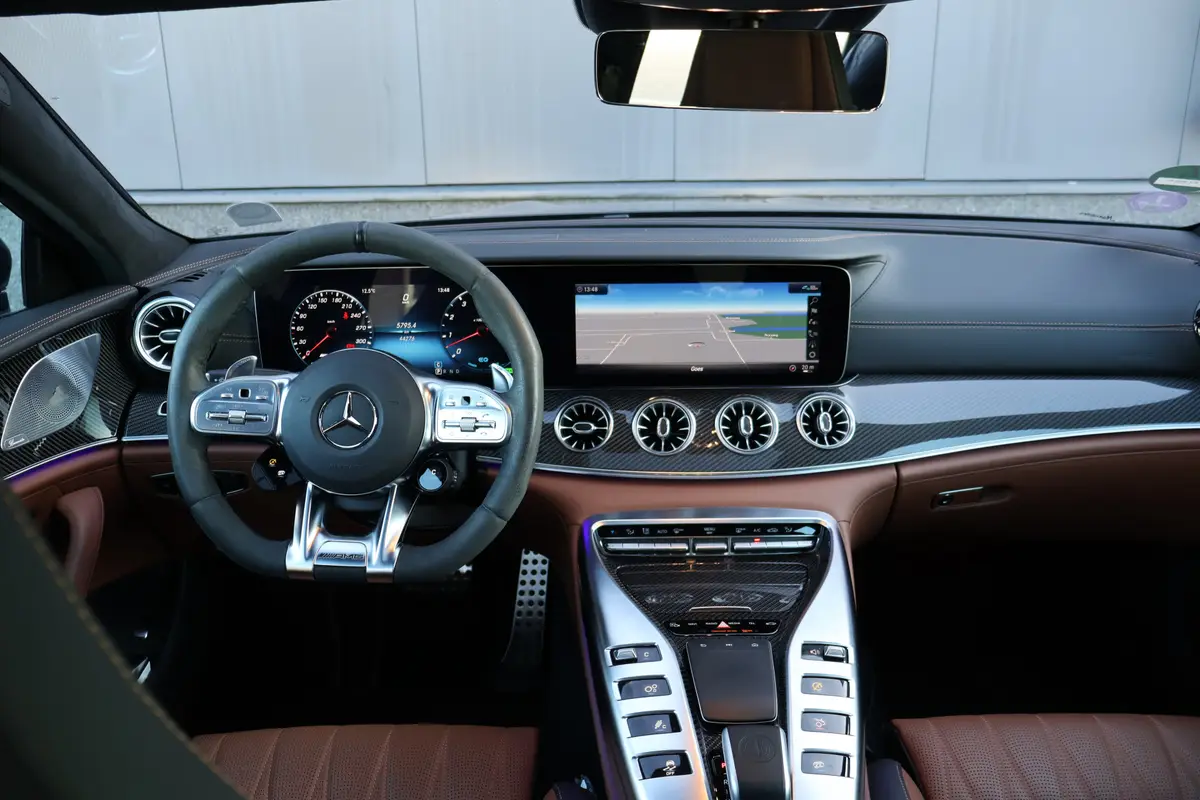 Mercedes-AMG GT 4-Door Coupe AMG 53 4MATIC+ Premium Plus I Performance stoelen I Achteras besturing I Luchtvering I Schuifdak I 360 camera I Distronic I Burmester I Head-up I Carbon pakket I: foto 2