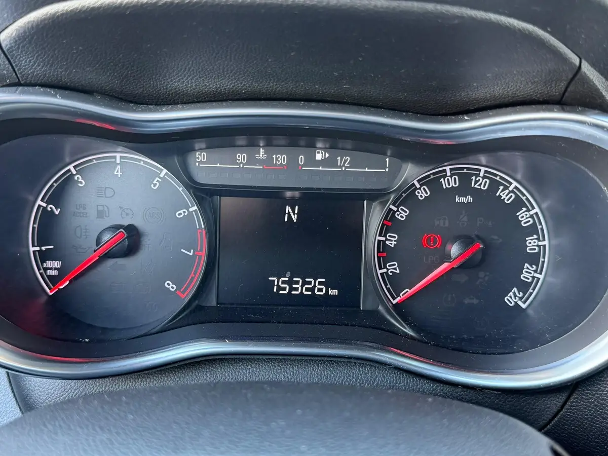 Opel KARL 1.0 ecoFLEX Innovation: foto 41