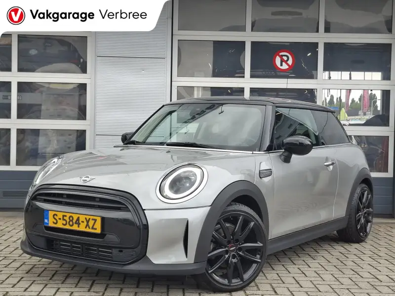 MINI 3-Deurs 1.5 Cooper John Cooper Works 2023 leasen bij DreamLease: foto 1
