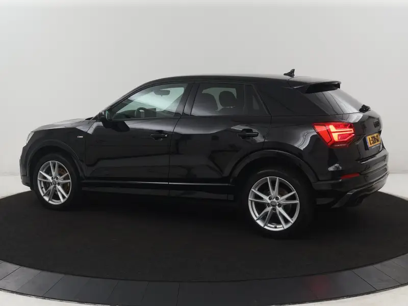 Audi Q2 1.4 TFSI CoD #limited 2018 leasen bij DreamLease: foto 2