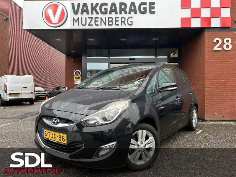 Hyundai ix20 1.4i i-Magine // NAVI // AIRCO // CAMERA // PDC // BLUETOOTH 2014 leasen bij DreamLease: foto 1
