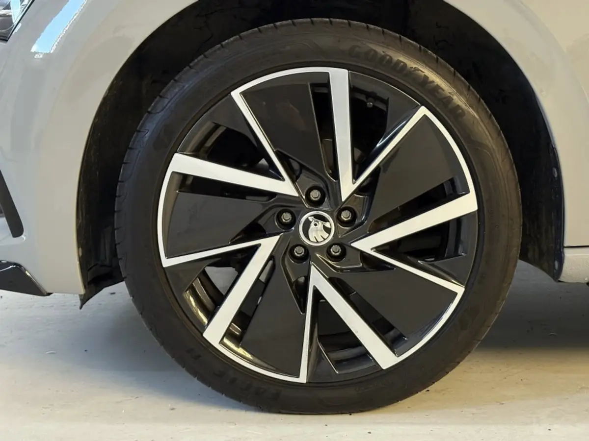 Škoda Scala 1.0 TSI Business Edition: foto 2
