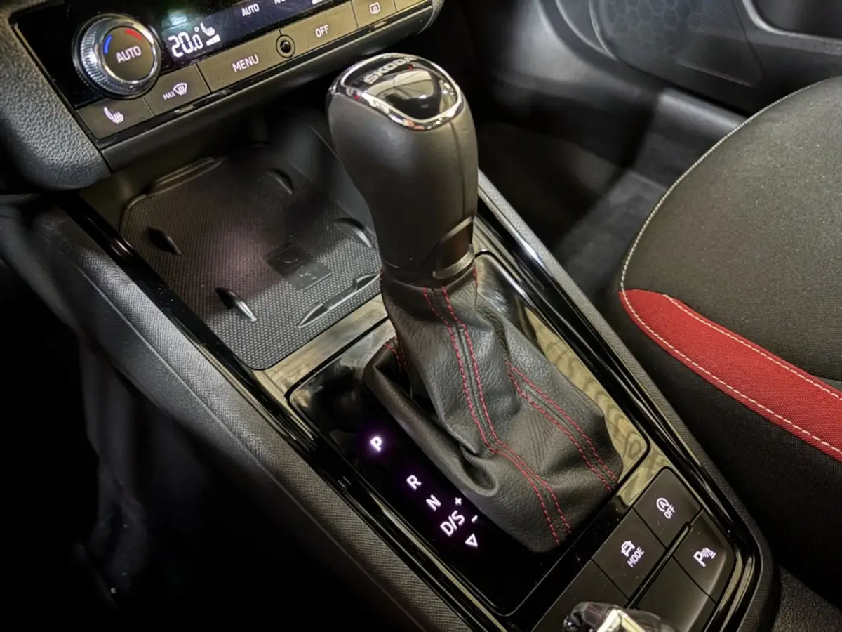 Škoda Scala 1.0 TSI Business Edition: foto 21
