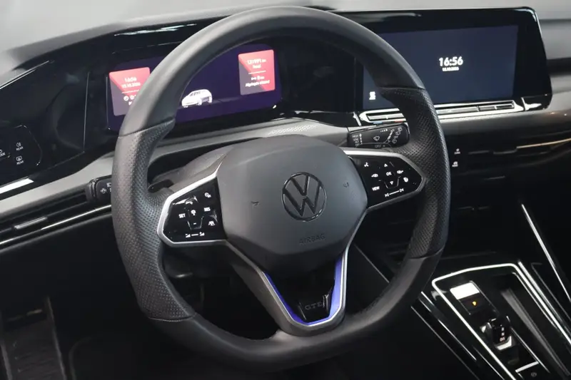 Volkswagen Golf 1.4 eHybrid GTE | Stoelverwarming | Carplay | PDC | ACC 2023 leasen bij DreamLease: foto 2