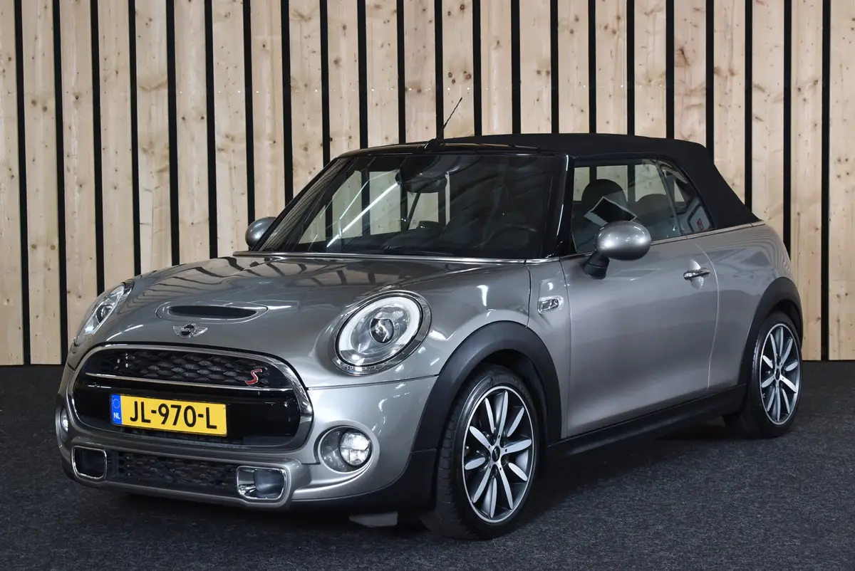 MINI Cooper S Cabrio 2.0 Chili Serious Business 192 PK JCW LED 17" NL-auto Stoelverw. Clima + Nwe APK: foto 2
