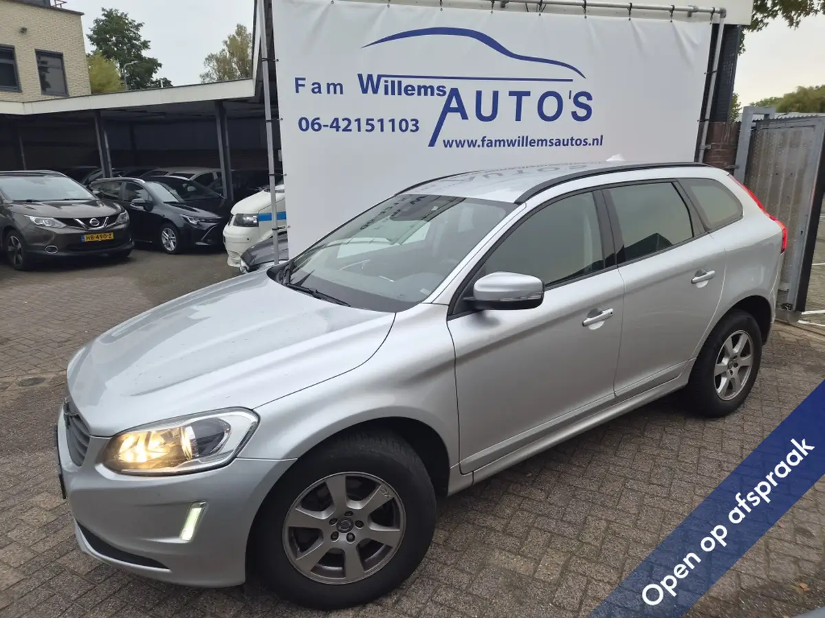 Volvo XC60 2.0 D3 FWD Nordic+: foto 1