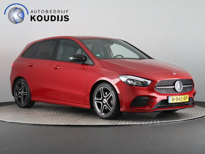 Mercedes-Benz B-Klasse 180 Business Solution AMG Night 2021 leasen bij DreamLease: foto 1