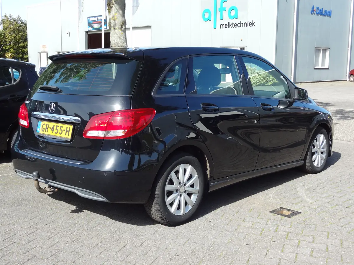 Mercedes-Benz B-Klasse 180 Ambition: foto 2