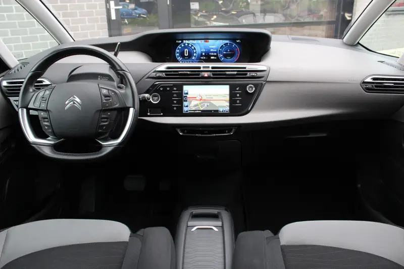 Citroën Grand C4 Picasso 1.6 e-THP Business 2015 leasen bij DreamLease: foto 2