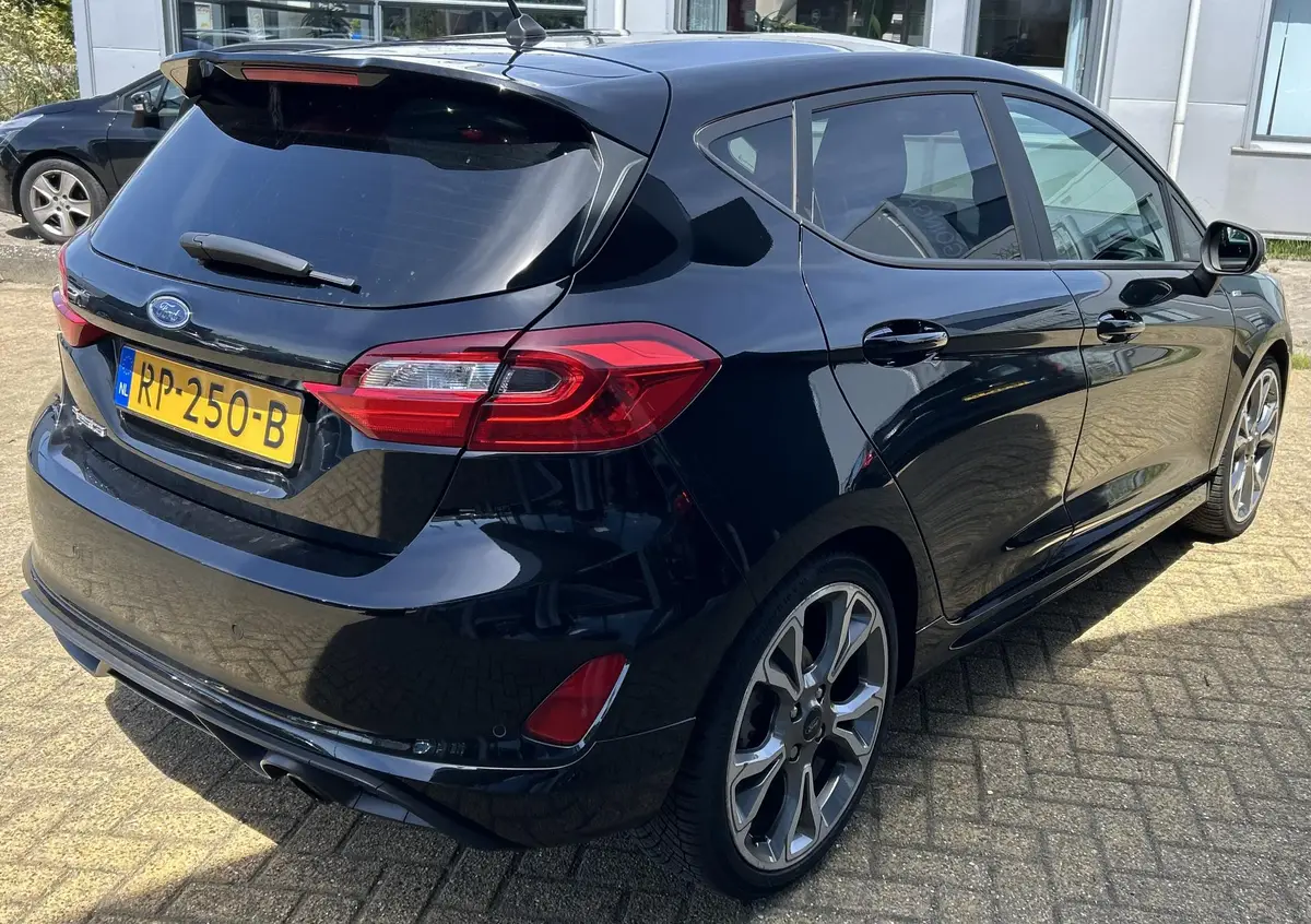 Ford Fiesta 1.0 EcoBoost ST-Line: foto 2