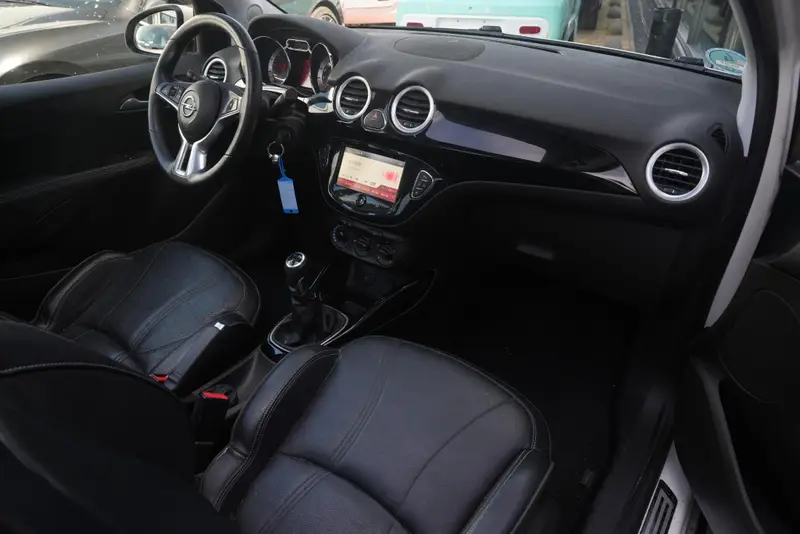 Opel ADAM 1.4 Glam Favourite 2015 leasen bij DreamLease: foto 2
