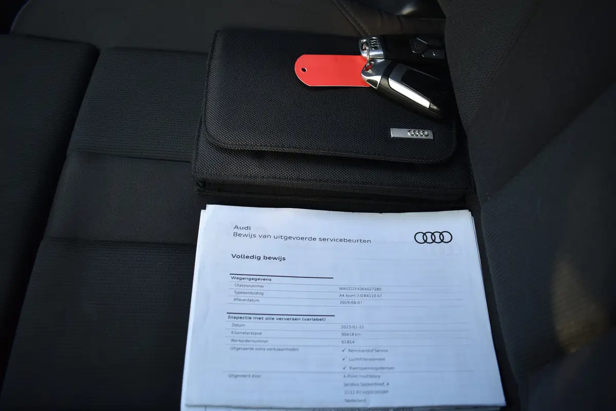 Audi A4 Avant 35 TFSI 2.0 150PK S-TRONIC SPORT EDITION: foto 41