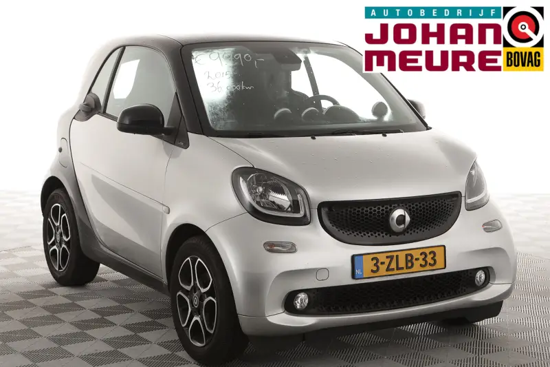 smart Fortwo 1.0 Prime | NAVI + PANORAMA + LEDER | 2015 leasen bij DreamLease: foto 1