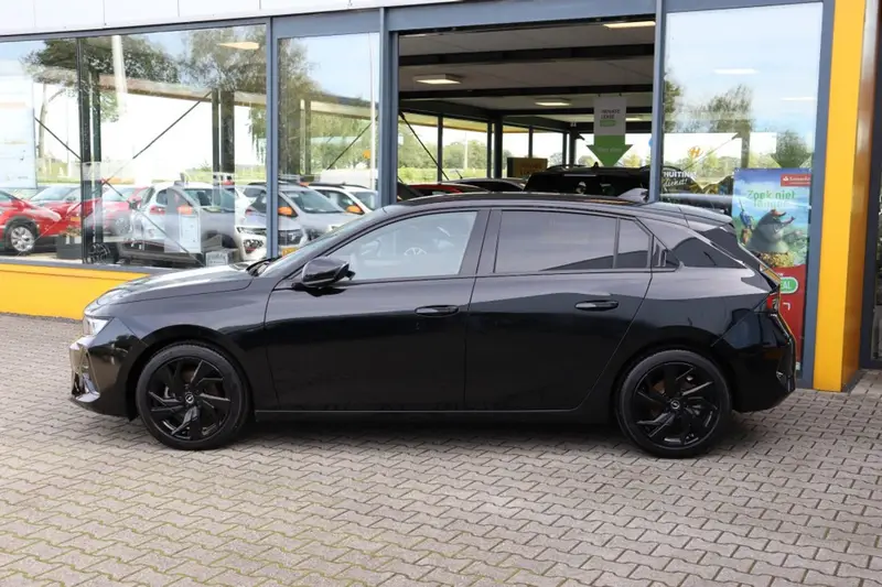 Opel Astra 1.2 130 pk GS Line - carplay - winterpakket - 360 camera 2022 leasen bij DreamLease: foto 2
