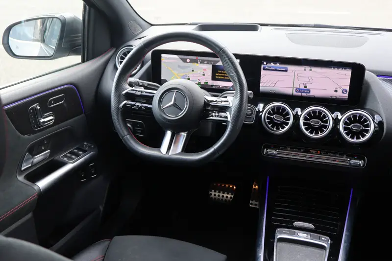 Mercedes-Benz B-Klasse 250 e AMG Line l Panoramadak l 360 camera I Head-up I Memory stoelen I Keyless entry I 2024 leasen bij DreamLease: foto 2