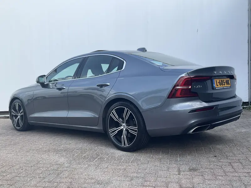 Volvo S60 2.0 B3 Inscription CrystalPook Pano H&K Leer Stoel/Stuurverw Voll.Onderhouden! 2021 leasen bij DreamLease: foto 2