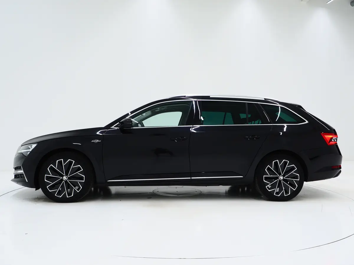 Škoda Superb Combi 1.4 TSI iV Laurin & Klement: foto 2