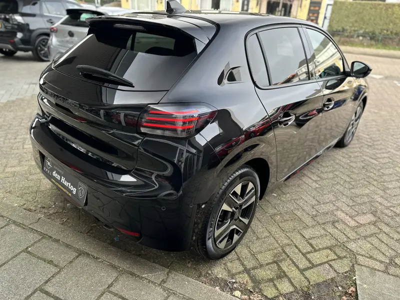 Peugeot 208 1.2 PureTech Allure 2025 leasen bij DreamLease: foto 2