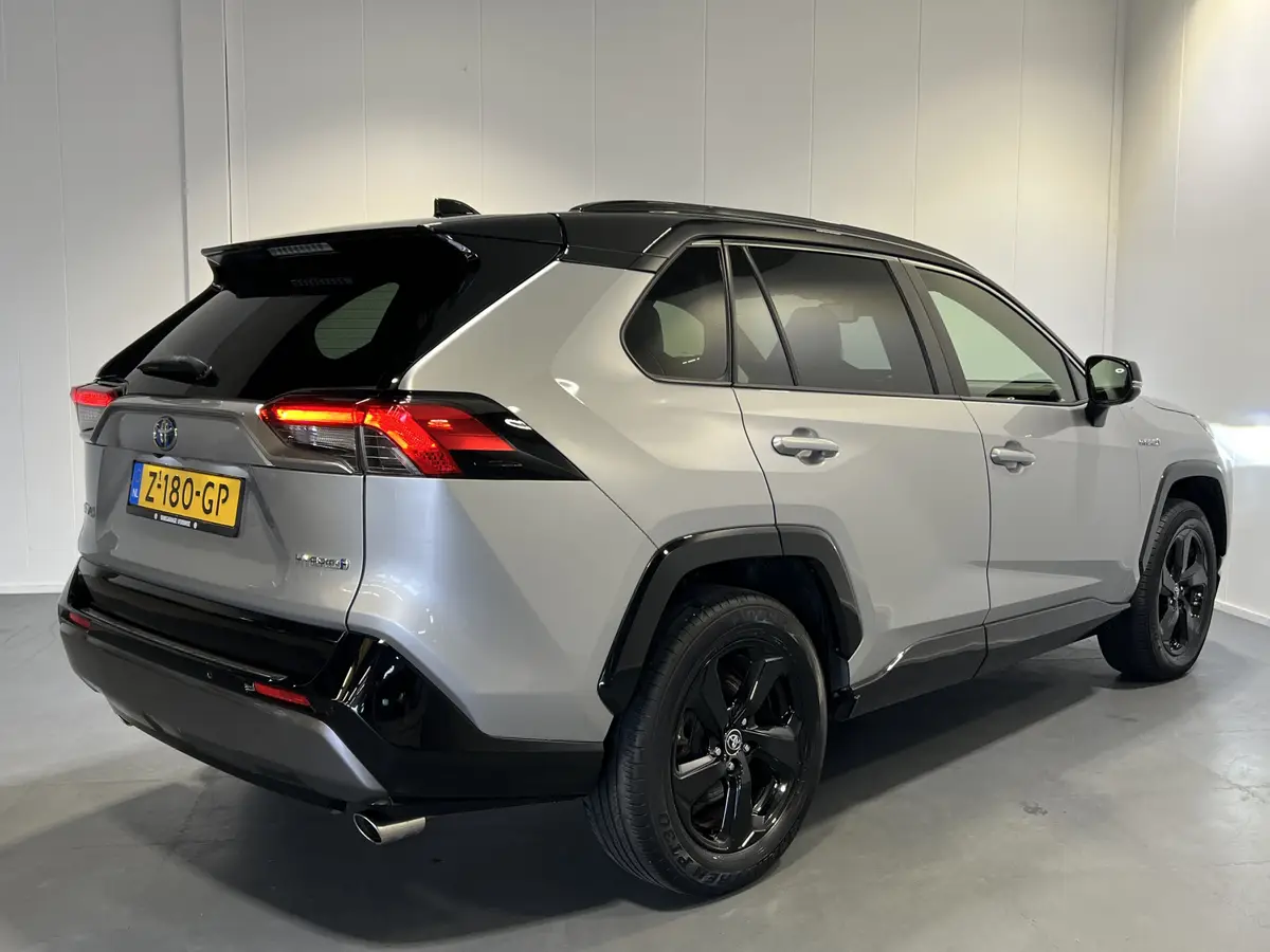 Toyota RAV4 2.5 Hybrid Executive: foto 2