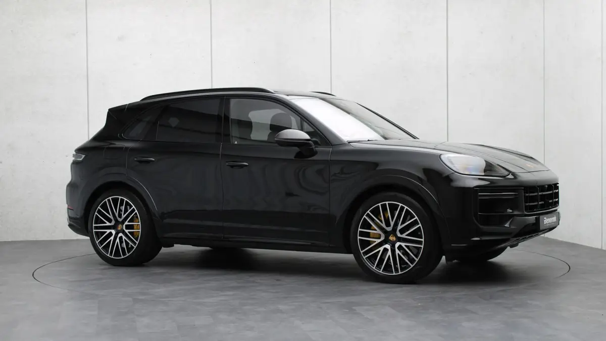 Porsche Cayenne 4.0 Turbo E-Hybrid: foto 51
