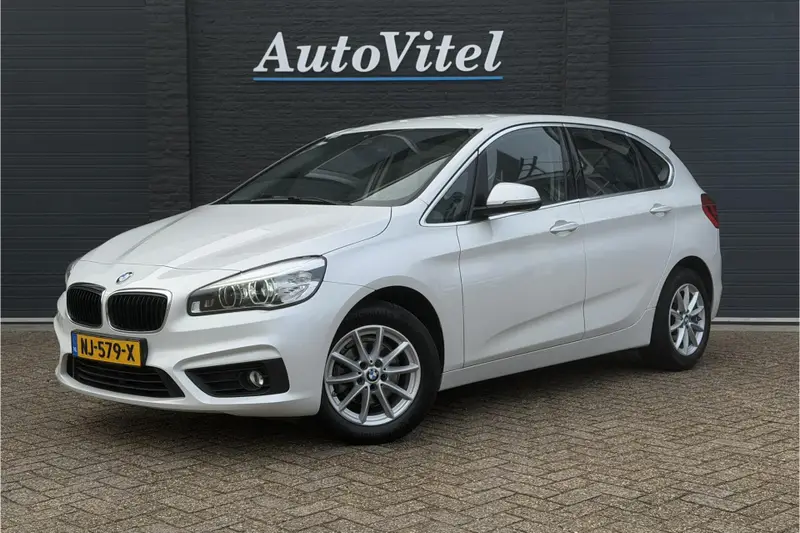 BMW 2 Serie Active Tourer 216i | BTW | PDC A | Cruise Control | LED 2017 leasen bij DreamLease: foto 1