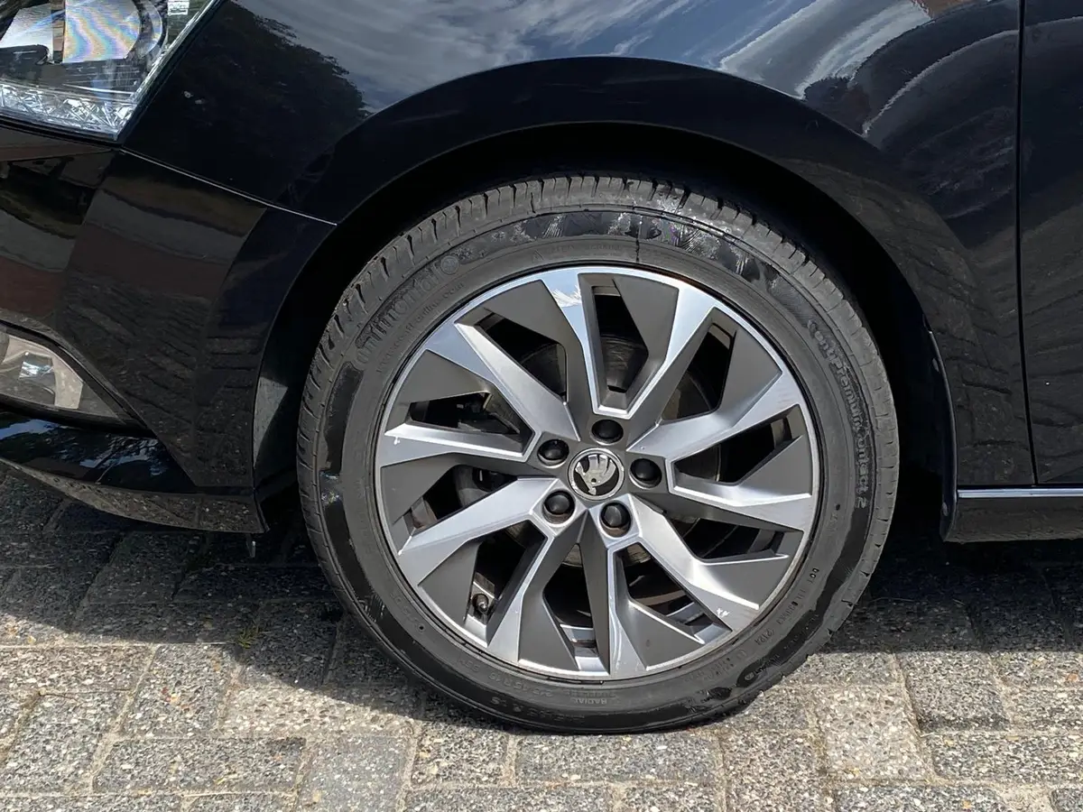 Škoda Fabia Combi 1.0 TSI Business Edition: foto 36