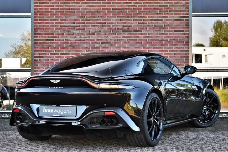 Aston Martin V8 Vantage 4.0 2019 leasen bij DreamLease: foto 2