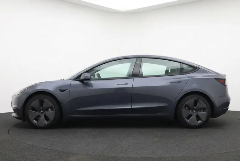 Tesla Model 3 Standard Range Plus RWD 60 kWh 92% SOH AMD Ryzen l Pano l FSD 3 | Trekhaak afneembaar 2022 leasen bij DreamLease: foto 2