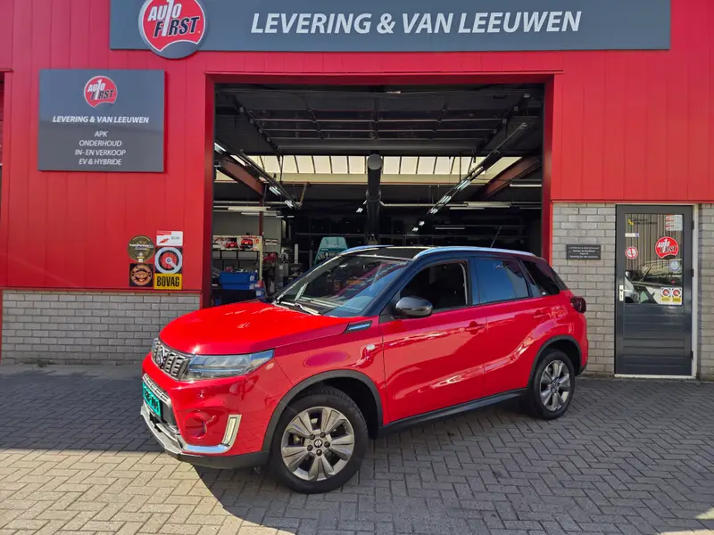 Suzuki Vitara 1.4 Boosterjet Select Smart Hybrid Automaat/ Parkeersensoren voor/ Apple Carplay-Android auto/ Camera/ Rijklaarprijs 2021 leasen bij DreamLease: foto 1