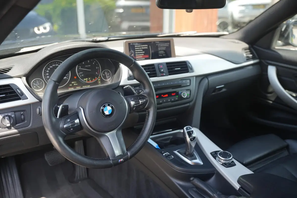 BMW 4 Serie Coupé 420d Executive: foto 2