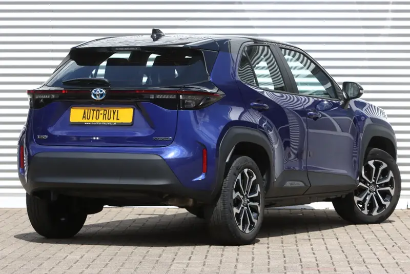 Toyota Yaris Cross 1.5 Hybrid Dynamic Bi-Tone Navi / Carplay 2023 leasen bij DreamLease: foto 2