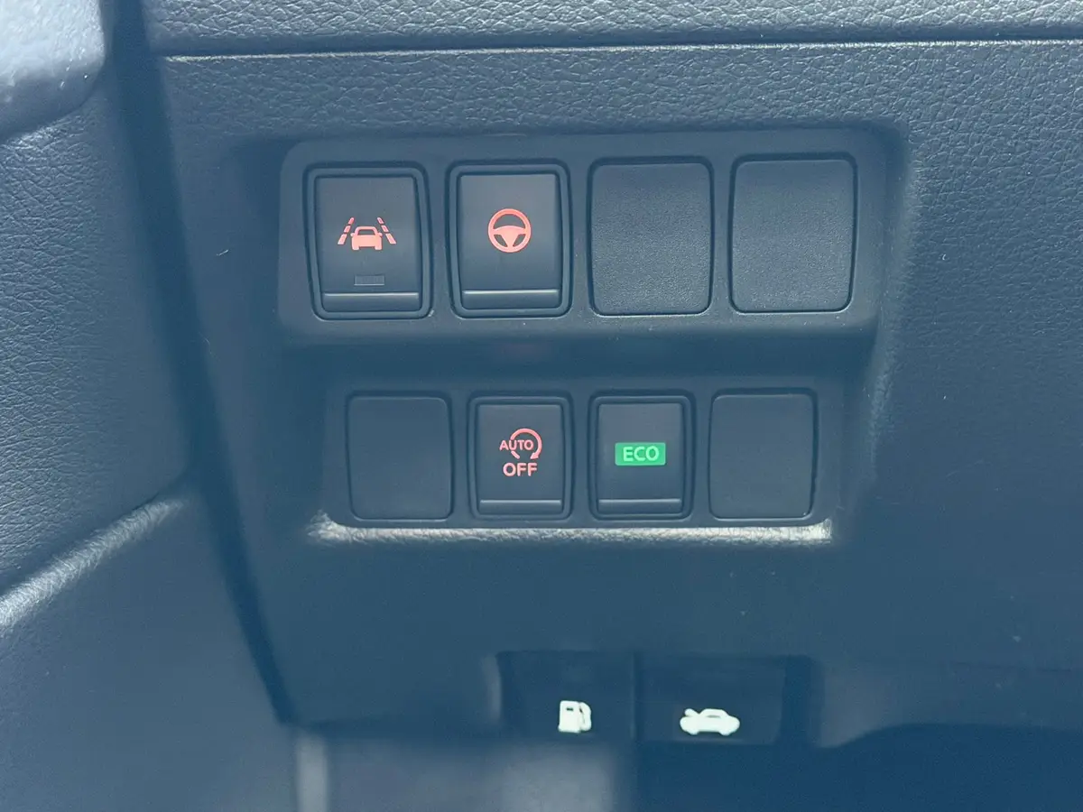Nissan QASHQAI 1.3 DIG-T N-Tec 1500KG Automaat, Trekhaak, Panoramadak, 1500KG trekgewicht, 360 camera, Keyless,: foto 31