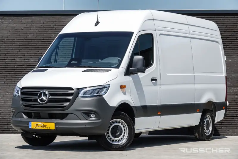 Mercedes-Benz Sprinter L2H2 317Cdi 170Pk 9G-tronic | RWD | Stoel-Bank | Achteruitrijcamera | Arctic White 2024 leasen bij DreamLease: foto 1