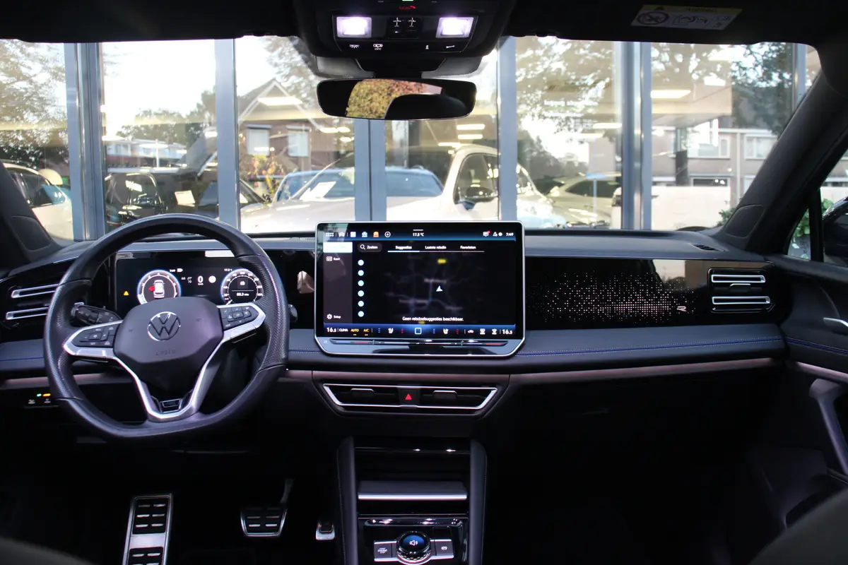 Volkswagen Tiguan 1.5 eTSI R-Line: foto 2