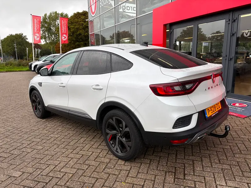Renault Arkana 1.3 TCe 140 RS-Line Pearl White / panoramadak / trekhaak 2022 leasen bij DreamLease: foto 2