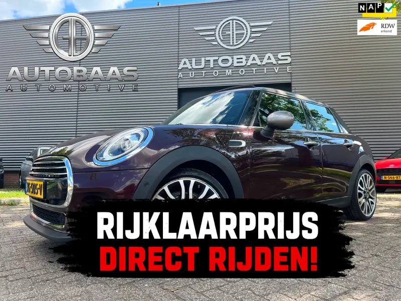 MINI 5-Deurs 1.5 Cooper Chili Automaat +NLAUTO+PANORAMADAK+LEDER+HEAD-UP DISPLAY+FULL LED+18 INCH+STOELVERWARMING+INCL BTW+ 2019 leasen bij DreamLease: foto 1