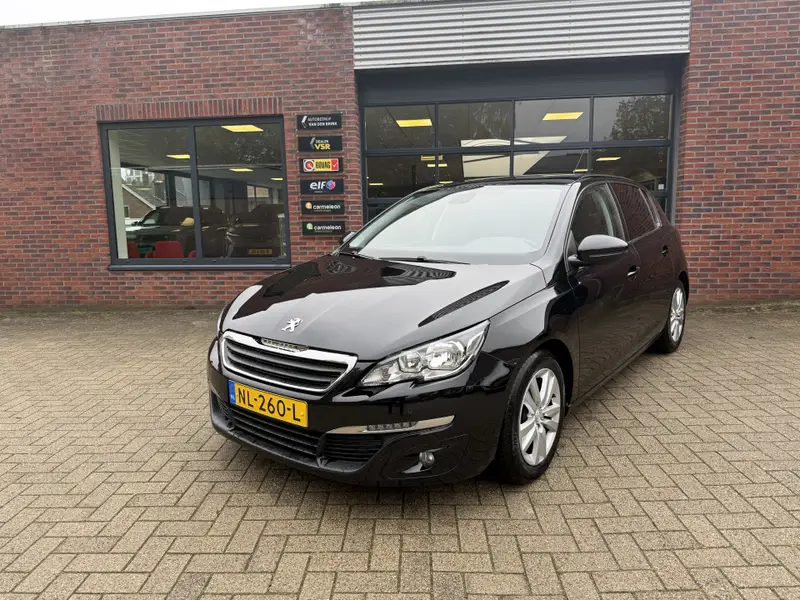 Peugeot 308 1.2 PureTech Blue Lion 2017 leasen bij DreamLease: foto 1